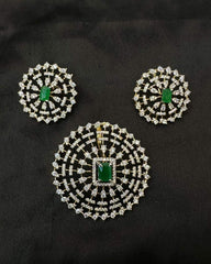 PENDANT SET CHAINS pendant set 222 DIAMOND EMERALD