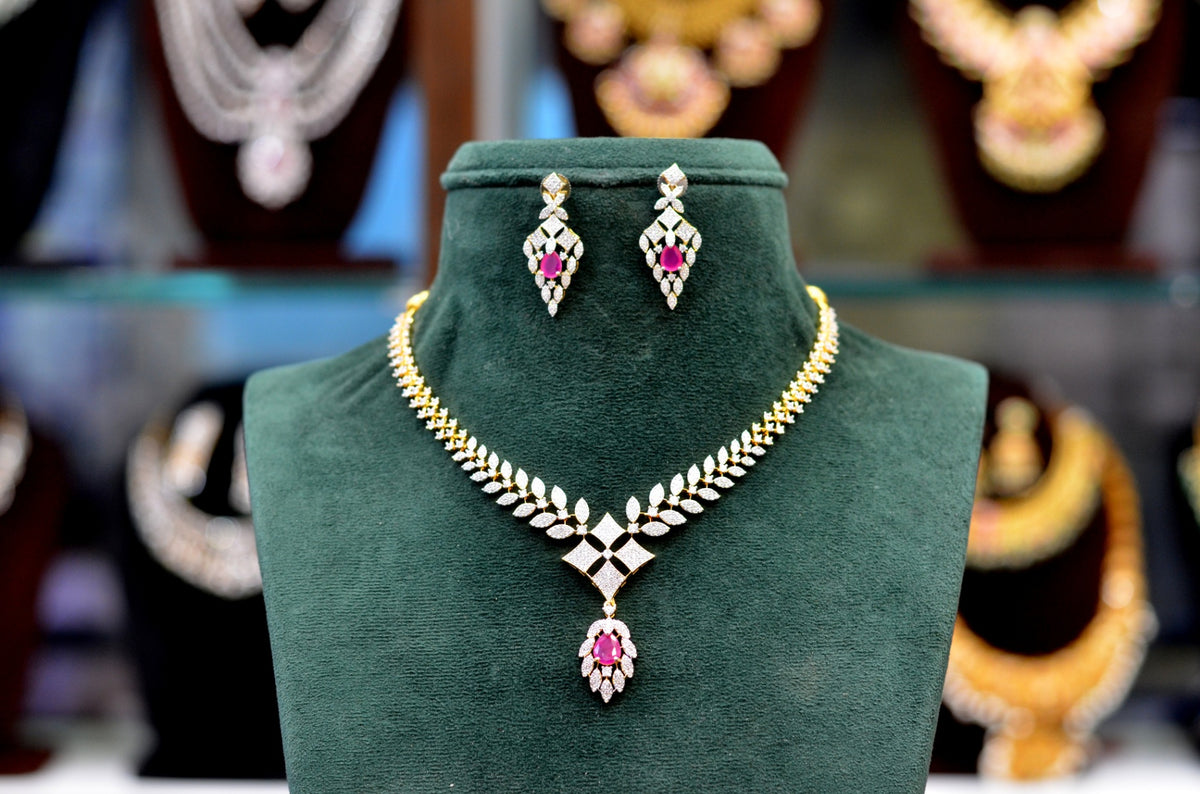 NECKLACE Necklace 205 DIAMOND RUBY