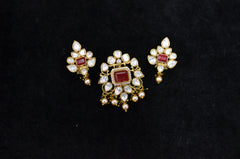 PENDANT SET / LOCKETS Pendant set 250 MOZONITE RUBY