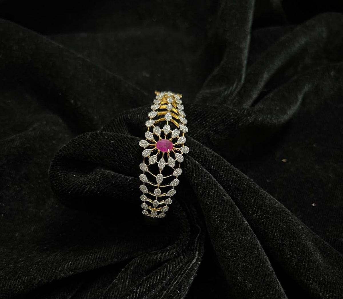BRACELET/BANGLE bracelet 048 RUBY Openable
