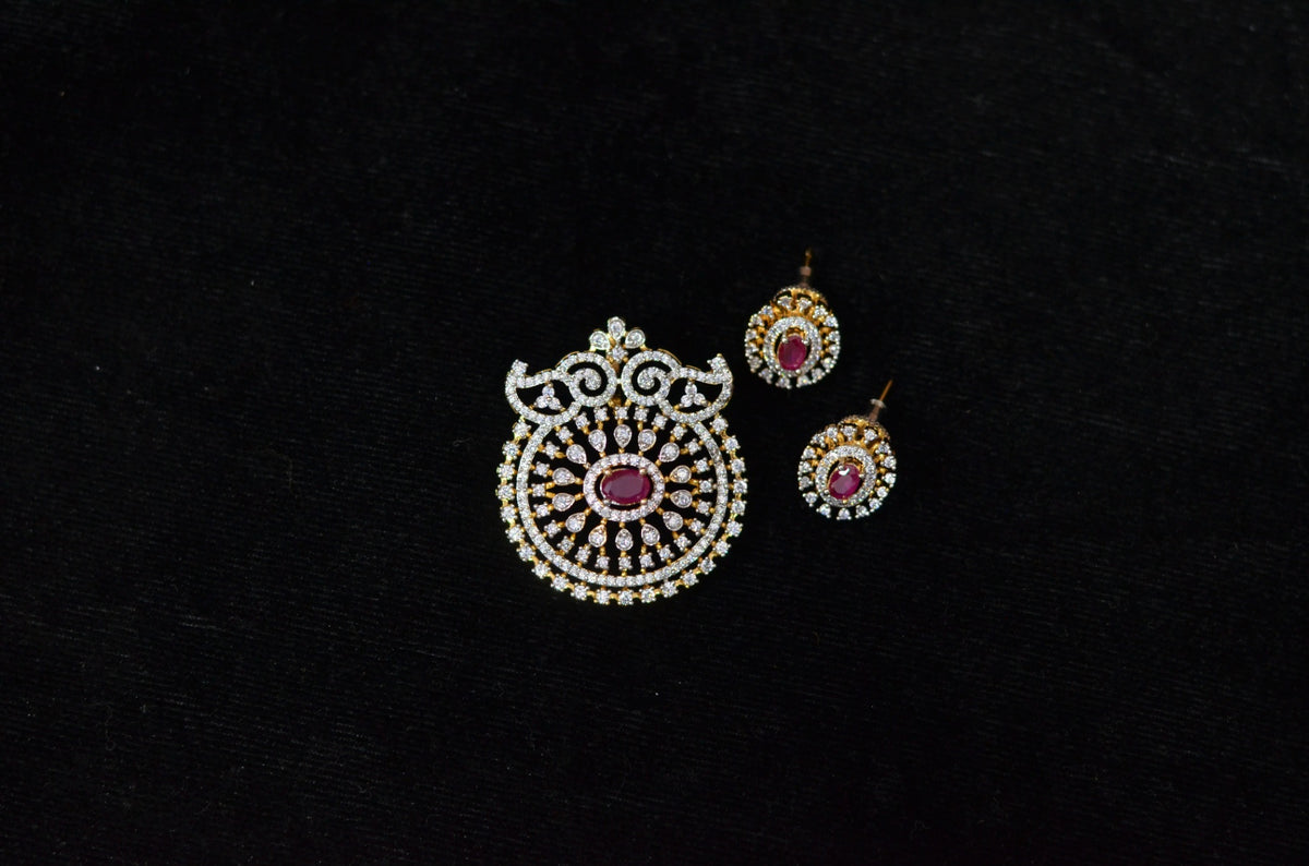 PENDANT SET / LOCKETS pendant set 195 DIAMOND RUBY