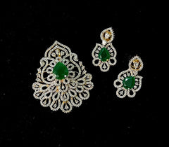 PENDANT SET CHAINS pendant set 173 DIAMOND EMERALD